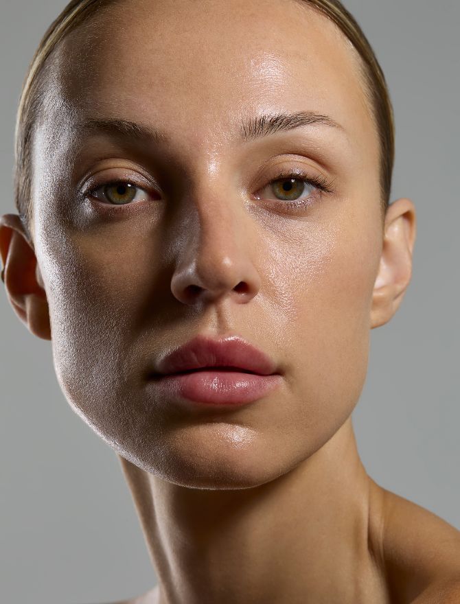 3 Möglichkeiten, wie PCOS Ihre Haut, Haare und Ihr allgemeines Wohlbefinden beeinträchtigen könnte