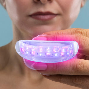 CurrentBody Skin Teeth Whitening Kit - LED Lichttherapie