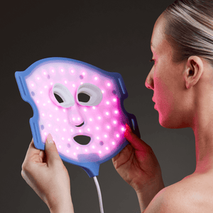 CurrentBody Skin LED Lichttherapie Maske gegen Pickel und Unreinheiten