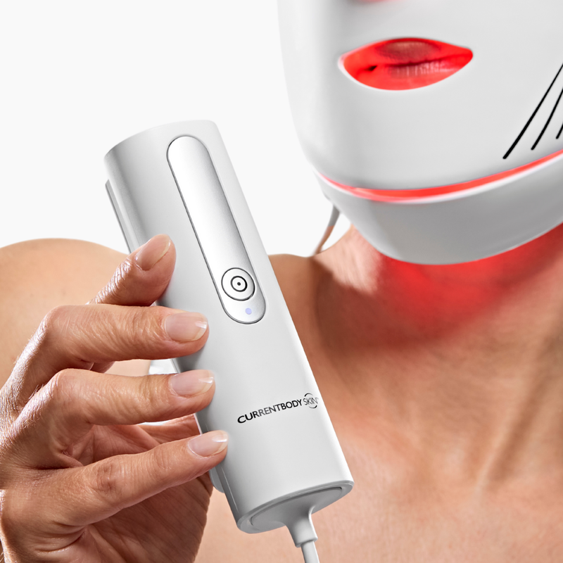 CurrentBody Skin LED Rotlicht Therapie Gesichtsmaske