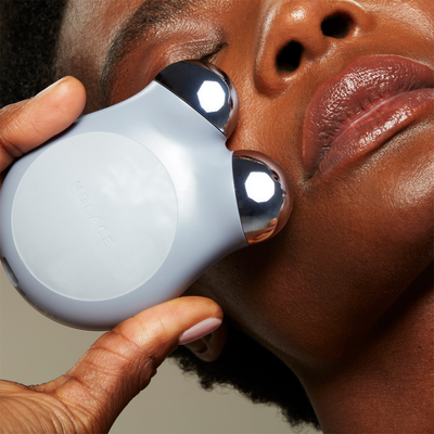 NuFACE Mini+ Gesichtstrainer - verschiedene Farben